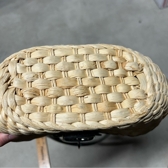 Tan & Black Straw Woven Buckle Handbag Tote Basket Black Reptile Faux Leather - Picture 5 of 9